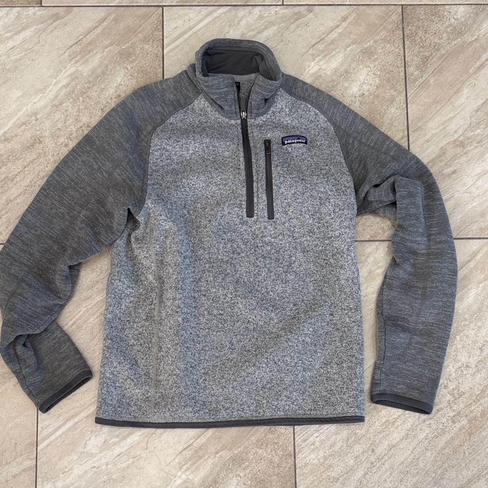 Patagonia Two-Tone Gray Quarter-Zip Fleece
